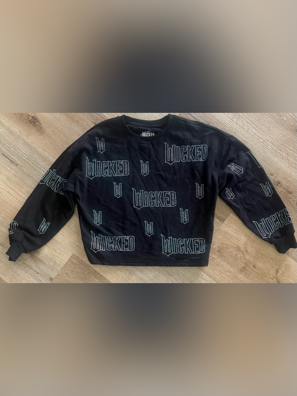 Black 'Wicked' cropped Graphic Crewneck